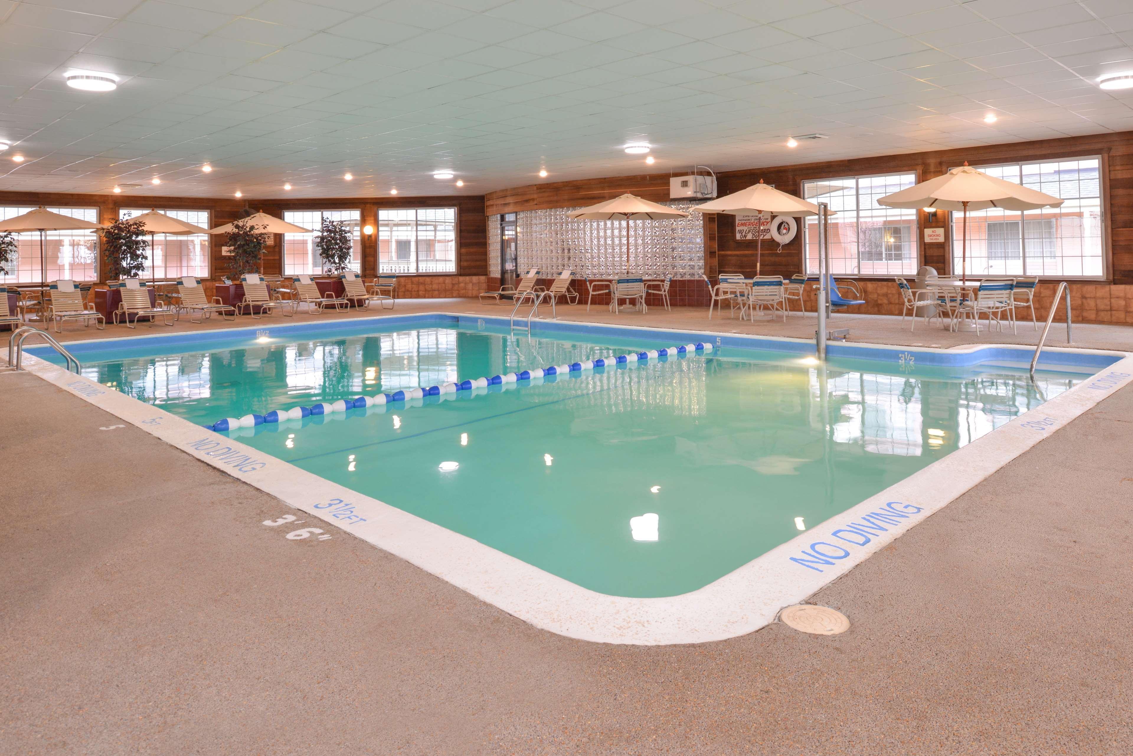Best Western Greenfield Inn Allen Park Exterior photo